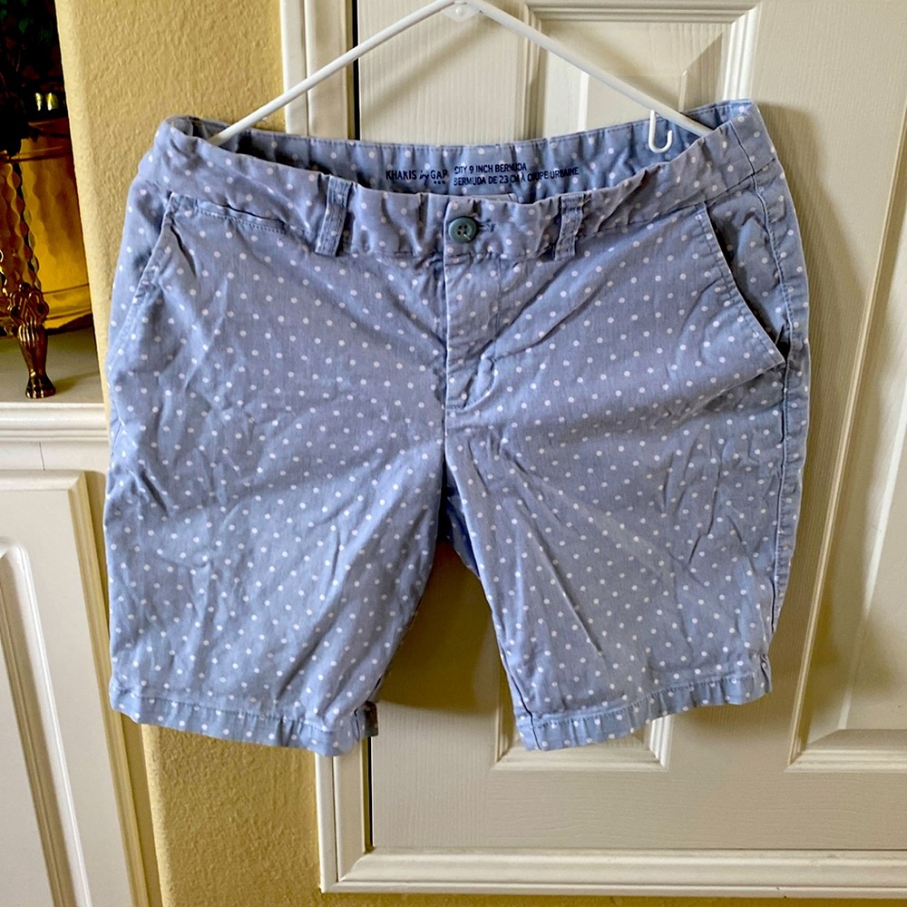 Khakis polka dot baby blue grey distressed Bermuda pants